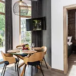 Daire Tatrytop Grey House