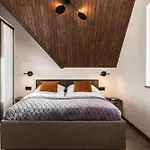 Tatrytop Grey House *