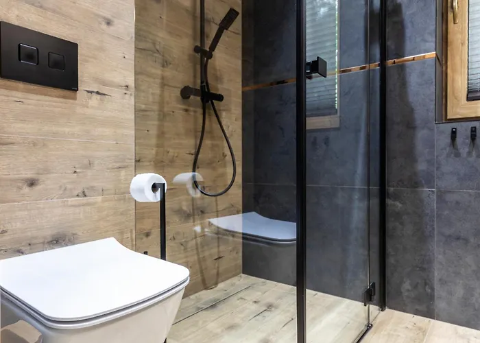 Tatrytop Grey House *