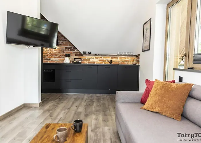 Tatrytop Grey House *